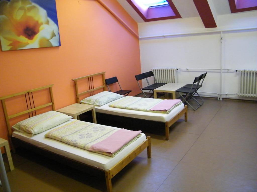 Zrinyi Hostel Budapest Room photo