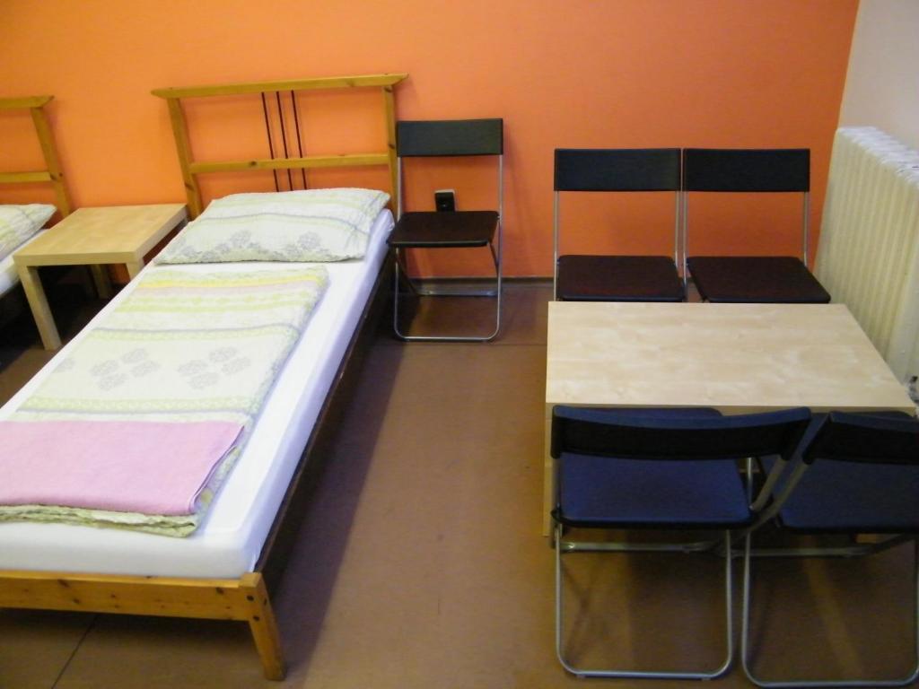 Zrinyi Hostel Budapest Room photo