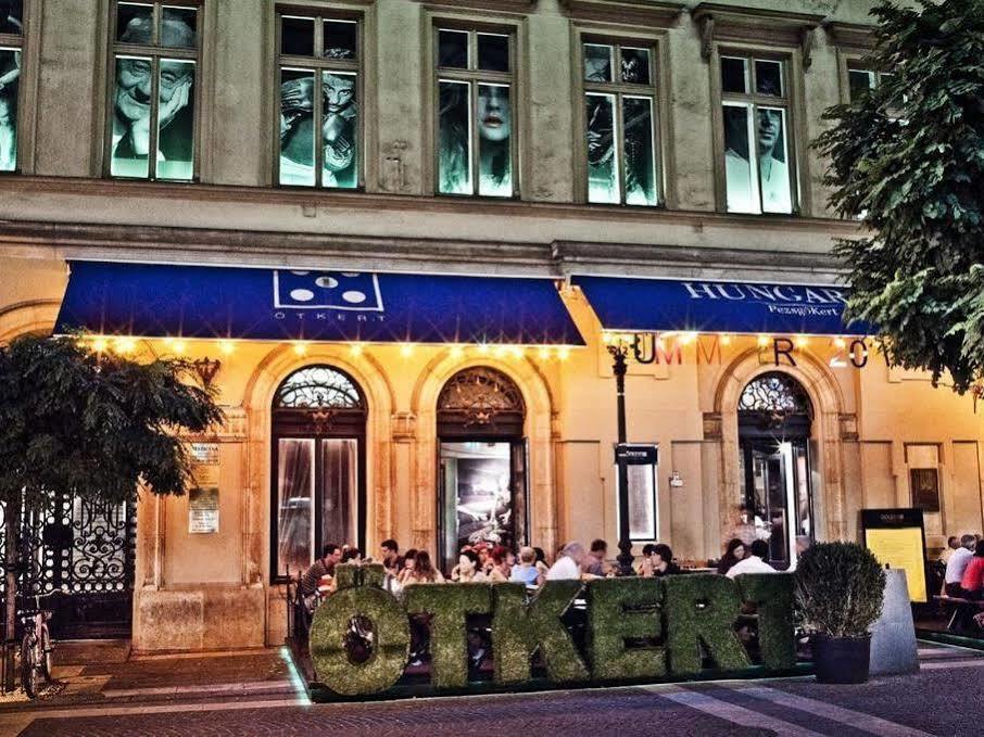 Zrinyi Hostel Budapest Exterior photo